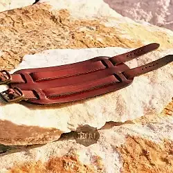 Çift Kemerli Yeniçeri Deri Bileklik - Kolye Hediyeli Çift Kemerli Yeniçeri Deri Bileklik - Kolye Hediyeli
