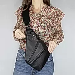 Kadın Siyah Hakiki Deri Çapraz Göğüs Çantası Kadın Siyah Hakiki Deri Çapraz Göğüs Çantası