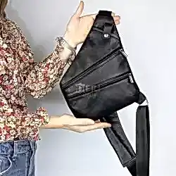 Kadın Siyah Hakiki Deri Çapraz Göğüs Çantası Kadın Siyah Hakiki Deri Çapraz Göğüs Çantası